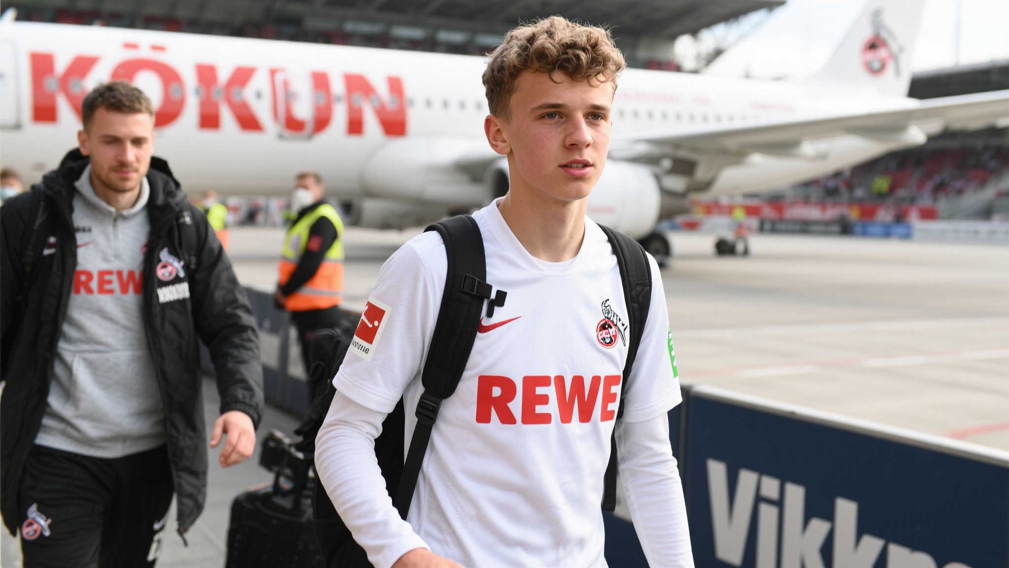 hth华体会简介服务